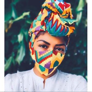 Meet your Posher, Pandoria